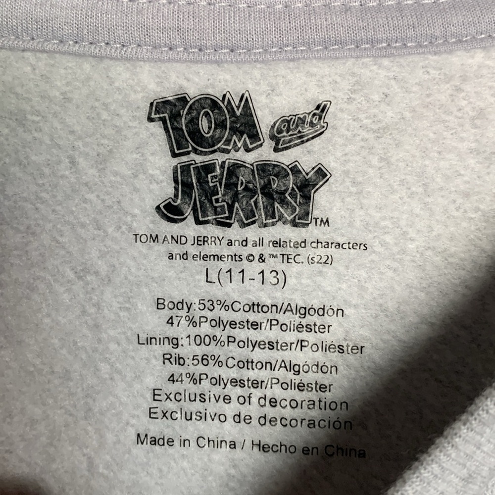Tom & Jerry crewneck gray pullover sweatshirt size Juniors large 11 - 13 holiday - Picture 4 of 9